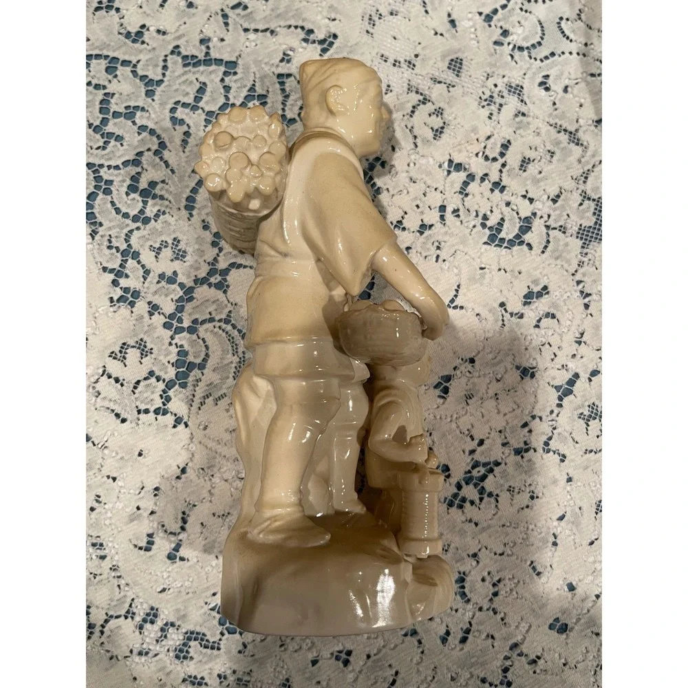 Vintage Hand Painted Japan Porcelain Figurine Man Child Carrying‎ Goods - Picture 4 of 5